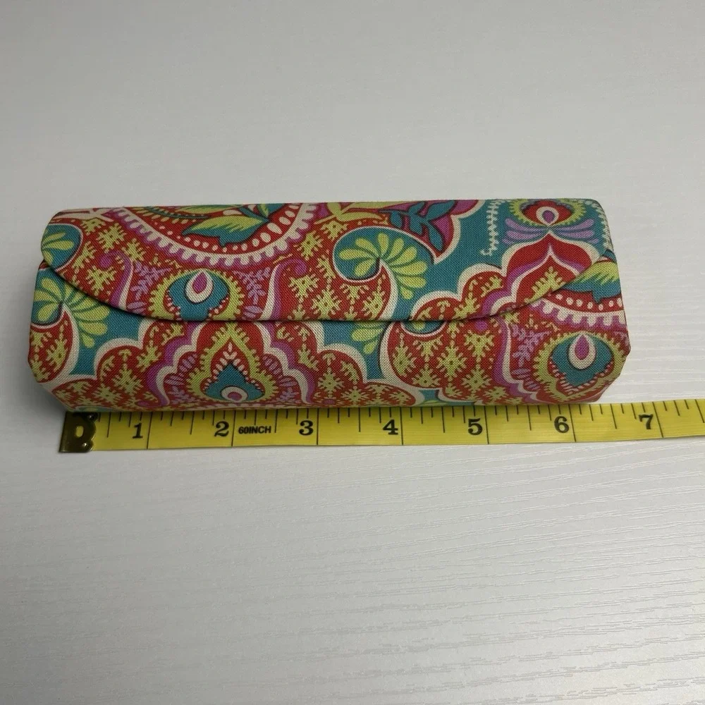 Vera Bradley Eye Glass Case PAISLEY IN PARADISE Magnetic Closure Sunglasses